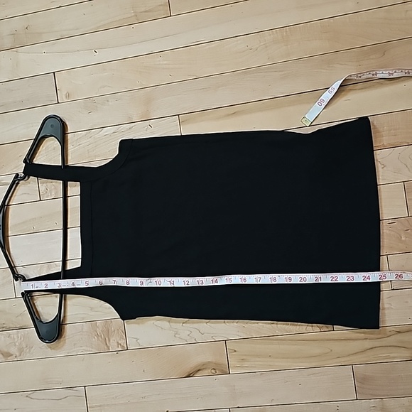 Old Navy Tank top - Picture 3 of 4